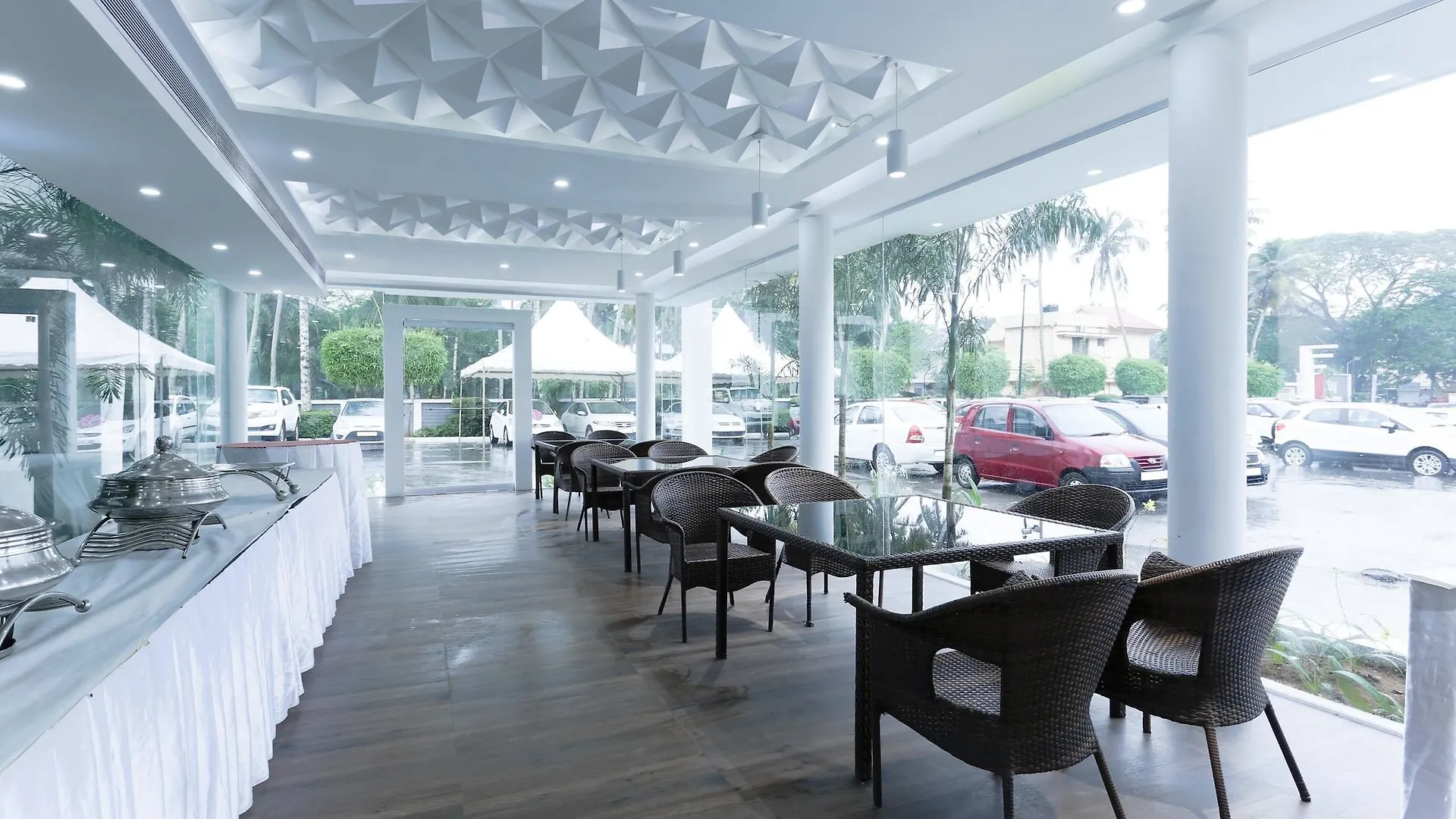 **  Treebo Al Saj Convention Center Hotel Thiruvananthapuram India